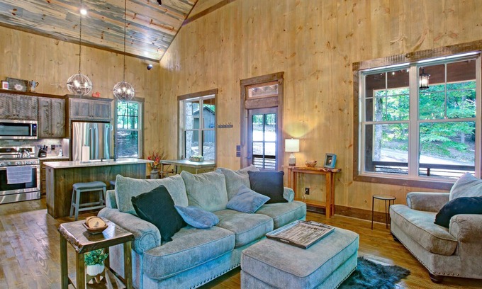 Morganton Cabin | Among The Stars-Single Floor Modern Luxury Cabin, Fire Pit, Large Kitchen