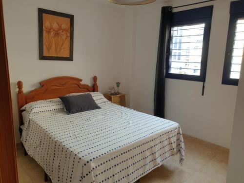 La Llosa Apartment | Amplio Apartamento 3Hb piscina bien equipado fácil aparcamiento parking opcional
