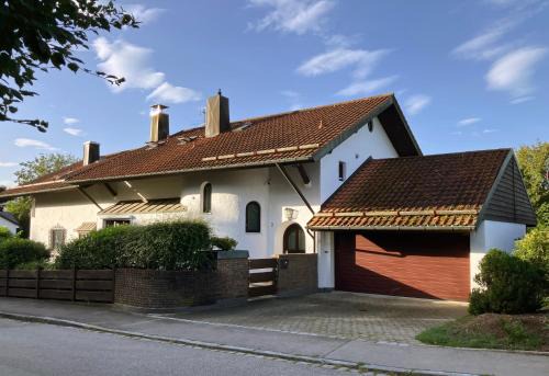 Munchen District Apartment | An den Isarauen