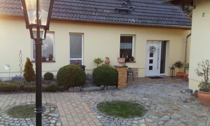 Weiwasser/O.L. House | An der Heide.
