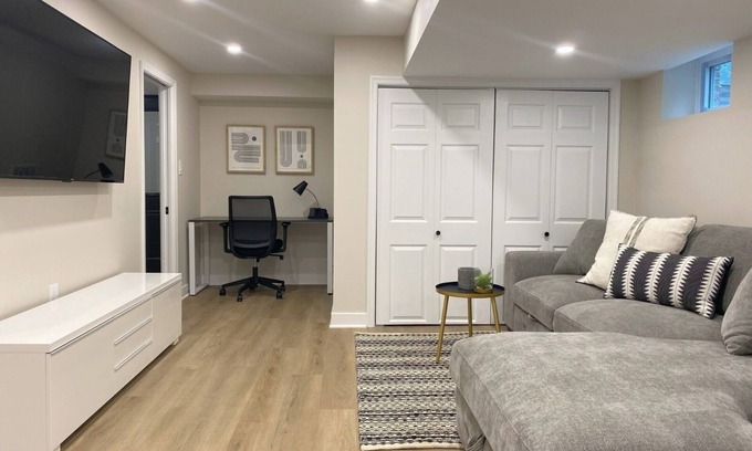 North Bethesda Apartment | An entire Basement Unit With a Separate Entrance