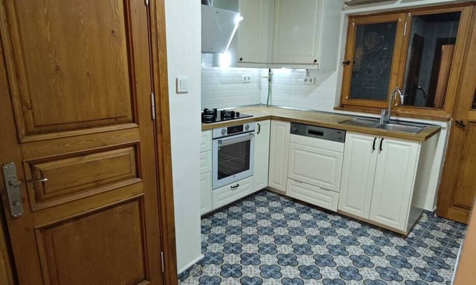 Arnavutkoy Villa | An Istanbul tale, an Istanbul dream, Bosphorus Terrific 4-bedroom villa with ac