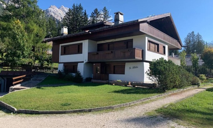 Cortina d'Ampezzo Apartment | An oasis of peace in the pearl of the Dolomites