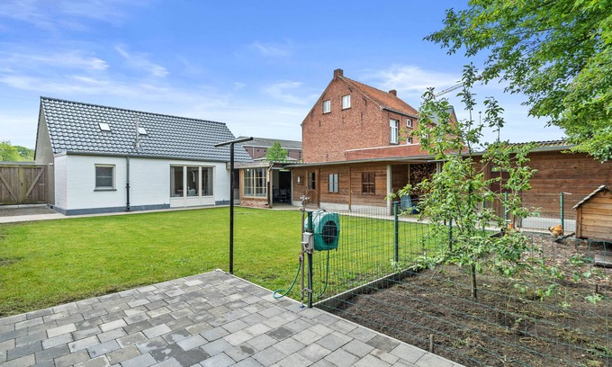 Dessel House | An's Vakantiehuisje een Smaakvolle Ingerichte Vakantiewoning in Dessel Witgoor