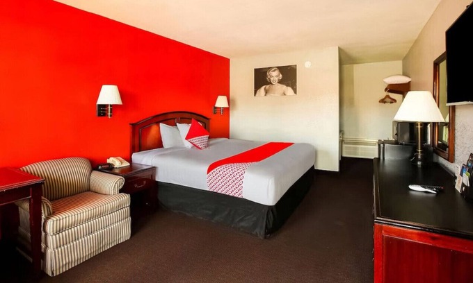 Texarkana House | An Upscale & Best Suite! W/ 24 hr Front Desk