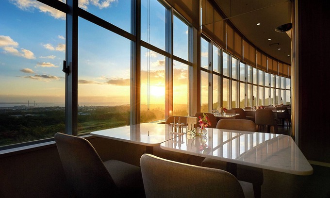 Kadena-cho Hotel | ANA Crowne Plaza Resort Okinawa Uruma Hills by IHG
