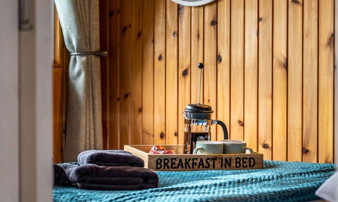 Bunloit House | Ancarraig Rosemoor 11 by Interhome