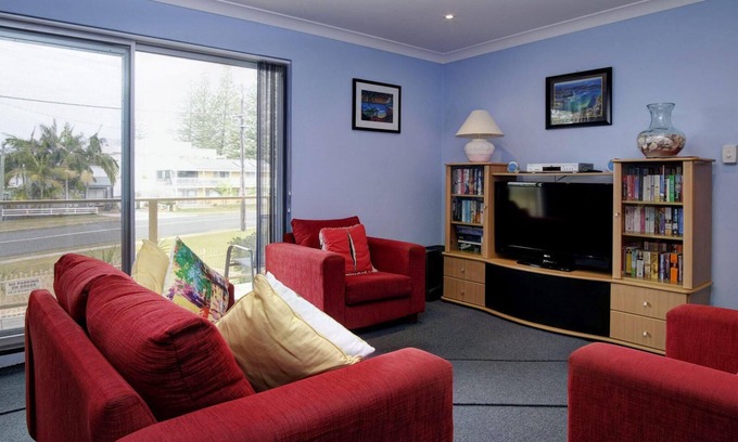 Tuncurry Apartment | Anchorage 7 - Close by to the Rockpool!
