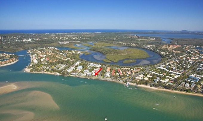 Noosaville Apartment | Anchorage - Riverfront Luxury on Gympie Terrace