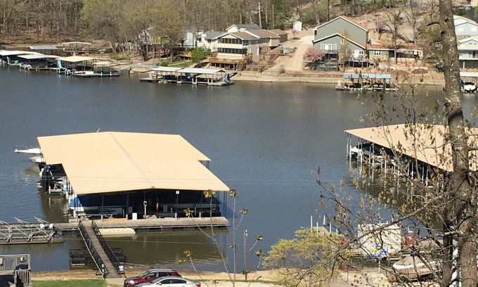 Lake Ozark Condo | ANCHOR’S DOWN CONDO-SMALL COMPLEX LAKE VIEW NEXT TO BAGNELL STRIP