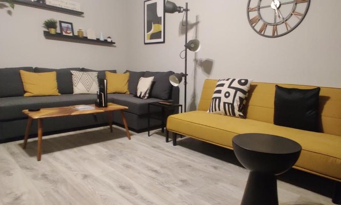 Ayr Apartment | Anchors Rest
