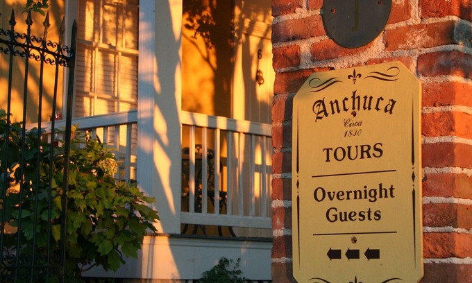 Vicksburg Hotel | Anchuca Historic Mansion & Inn