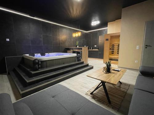 Miskolc Apartment | Ancram SPA