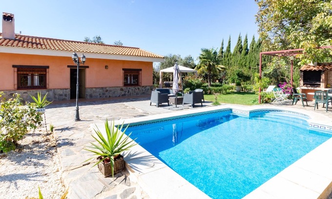 Niguelas Villa | Andalusian rustic farmhouse with private pool