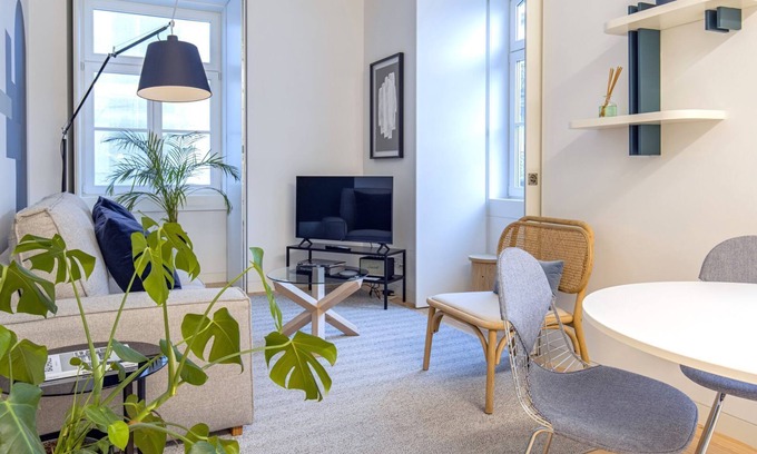 Santa Maria Maior Apartment | Ando Living - Douradores Townhouse - 403