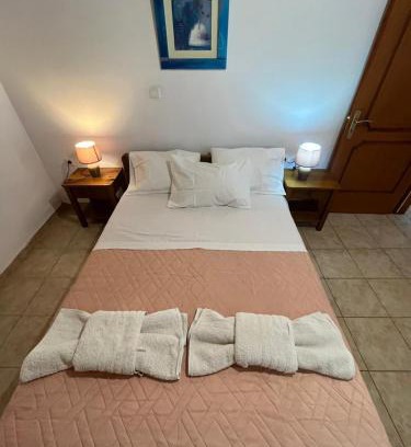 Agios Petros Apartment | Andrianas Apartment