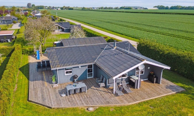 Flovt Strand House | "Anella" - 200m from the sea by Interhome