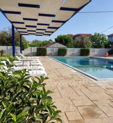 Kariotai Apartment | Anesis Village Studios and Apartments