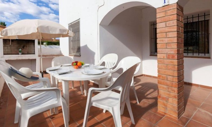 L'Escala Apartment | Anfora 1 by Interhome
