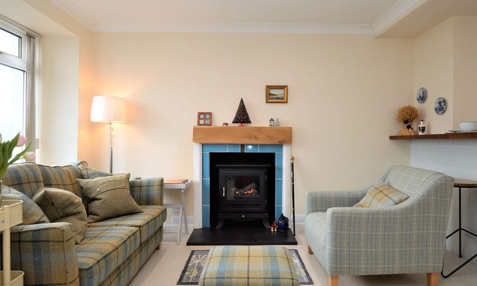 Strone Cottage | Angel Cottage, by the sea, romantic