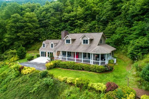 Cullowhee House | Angel View
