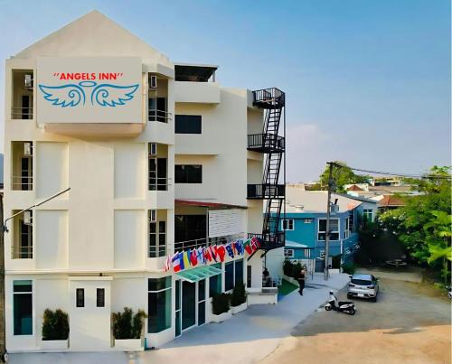 Phuket Bed & Breakfast | Angels "Inn"