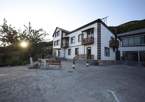 Armenia Hotel | ANGINE Resort Hotel