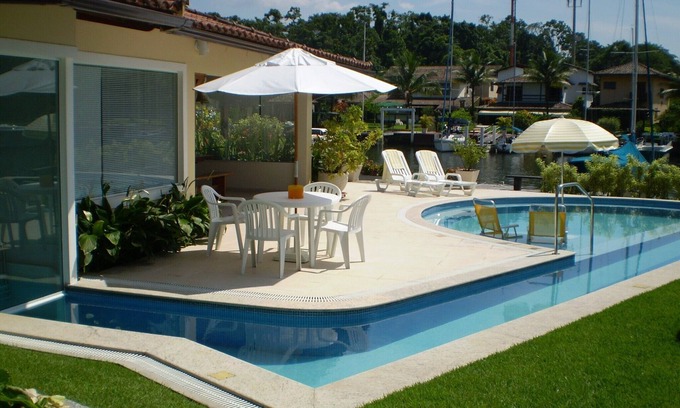 Bracui House | Angra Bracuhy main channel 6 suites winking sauna area gourmet deck boat 78 feet