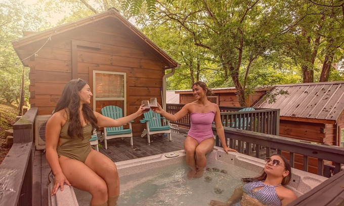 Chattanooga Apartment | Ani Cabin | Tiny Home Bordered by National Forest