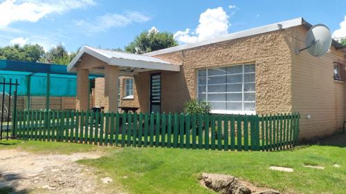 Ficksburg Apartment | Ani-Lem Self-Catering