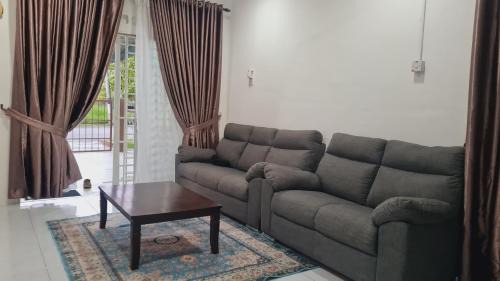 Sepang House | Anjung KLIA House 01 With Neflix