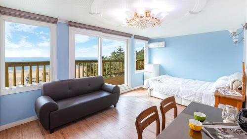 Taean House | Anmyeondo Badasori