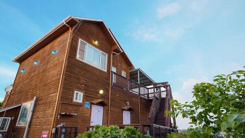 Nam House | Anmyeondo Bbalgang Pension