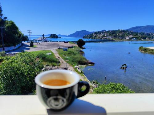 Kanoni Apartment | Anna's Apartments and Studios - Planespotter's Paradise!