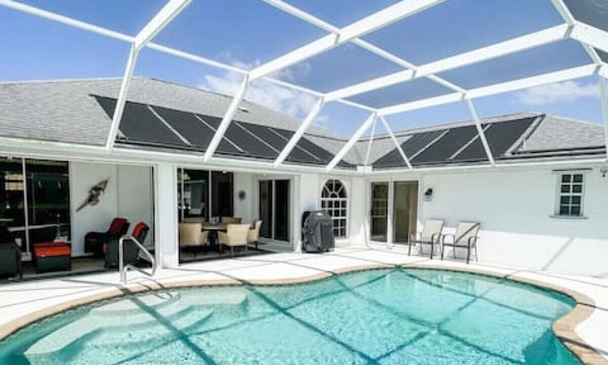 Pinehurst House | Anna's Estate in Rotonda West near golfing, parks & beaches