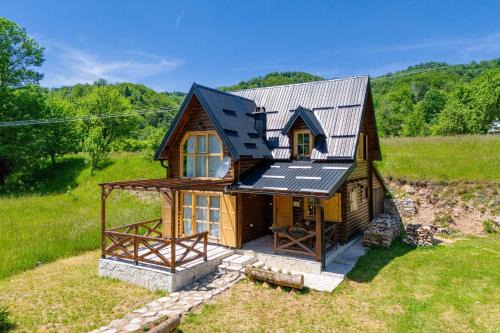 Kolasin Ski Chalet | Anna's Mountain House