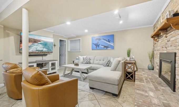 Annapolis House | Annapolis Retreat - 7 mins from downtown Annapolis!