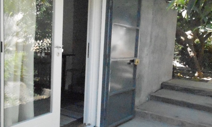 Maugeri House | annexe to the house of Esther