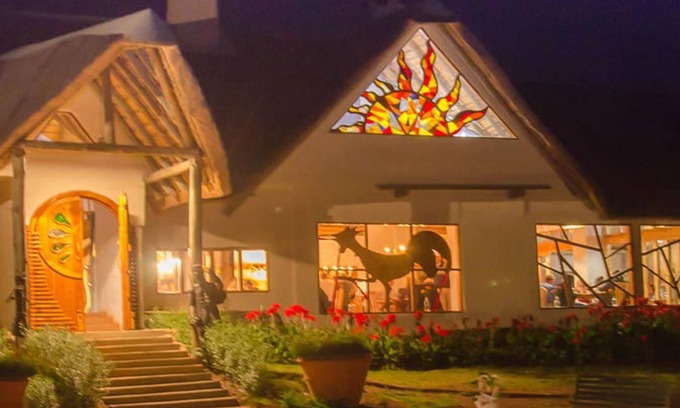 Umtshezi Cabin | Antbear Drakensberg Lodge