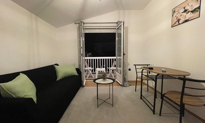 Siroki Brijeg Apartment | Ante