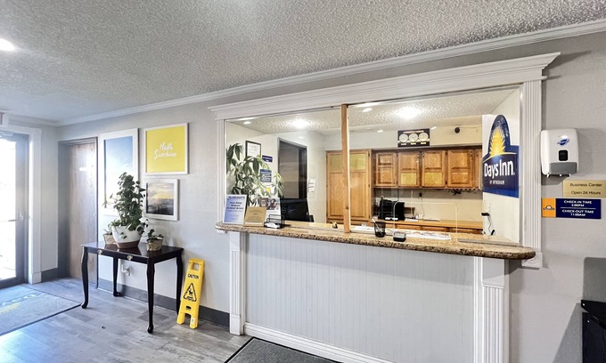 Clearfield Hotel | Antelope Inn and Suites
