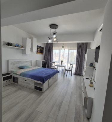 Sector 5 Apartment | Antiaeriana Sunhouse
