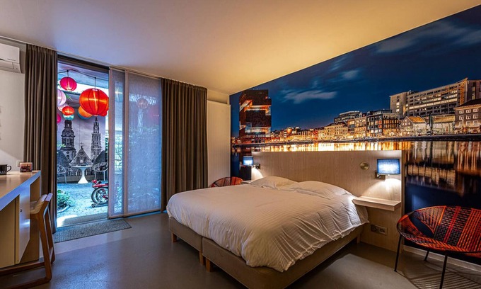 Historisch centrum Bed & Breakfast | Antwerp For Two Bed & Breakfast