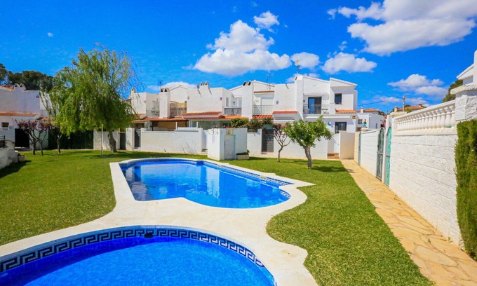 Miami Platja House | Anubis