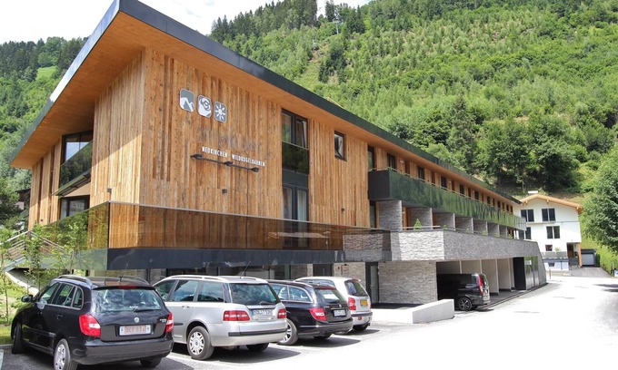 Schonbach Apartment | Apartment in Neukirchen near Ski Lift