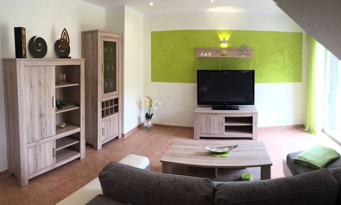 Sangerhausen Apartment | Apartment-Standard-Private Bathroom-Ferienwohnung Seeblick