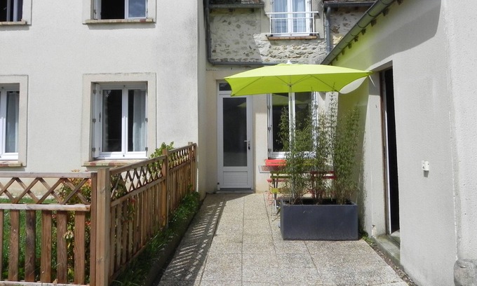 Chauffour-les-Etrechy Cottage | Apart. meublé.2 / 6 pers. Near Paris, the Etréchy Chauffour-91580