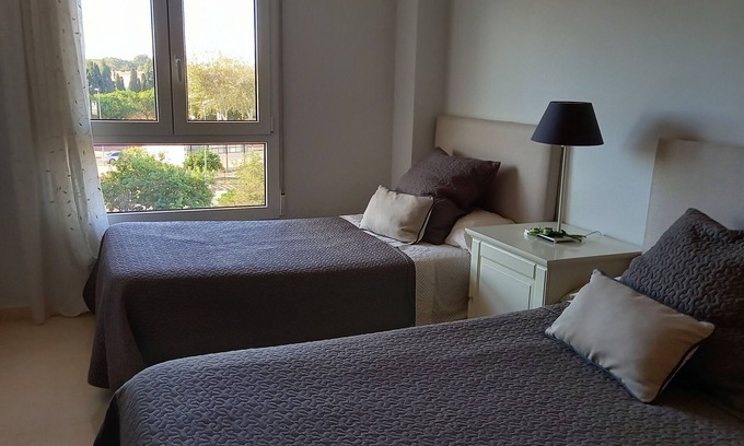 Canet de Berenguer Apartment | Apartamento 2 Dorm, 2 Baños, Piscina, Garaje Y Wifi, Cerca Playa. Ideal Familias