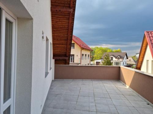 Radauti Apartment | Apartament 1 bedroom & living & kitchen