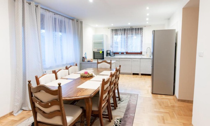 Boleslawiec Apartment | Apartament Bardzo Popularny